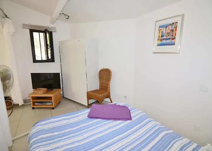 Feriehus La Petite Cigale *